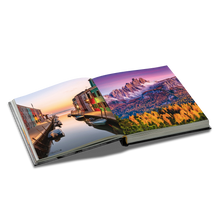 Load image into Gallery viewer, Veneto in cucina, the flavours of Veneto, luciana sampogna, franco cogoli, sunset &amp; venice, simebooks